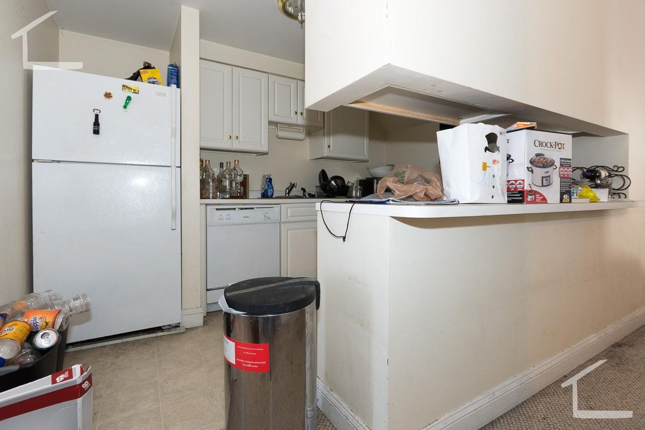 8 Glencoe Street #1 - Photo 2 of 5