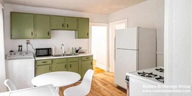 125 Hillside St #1 - Photo 3 of 10