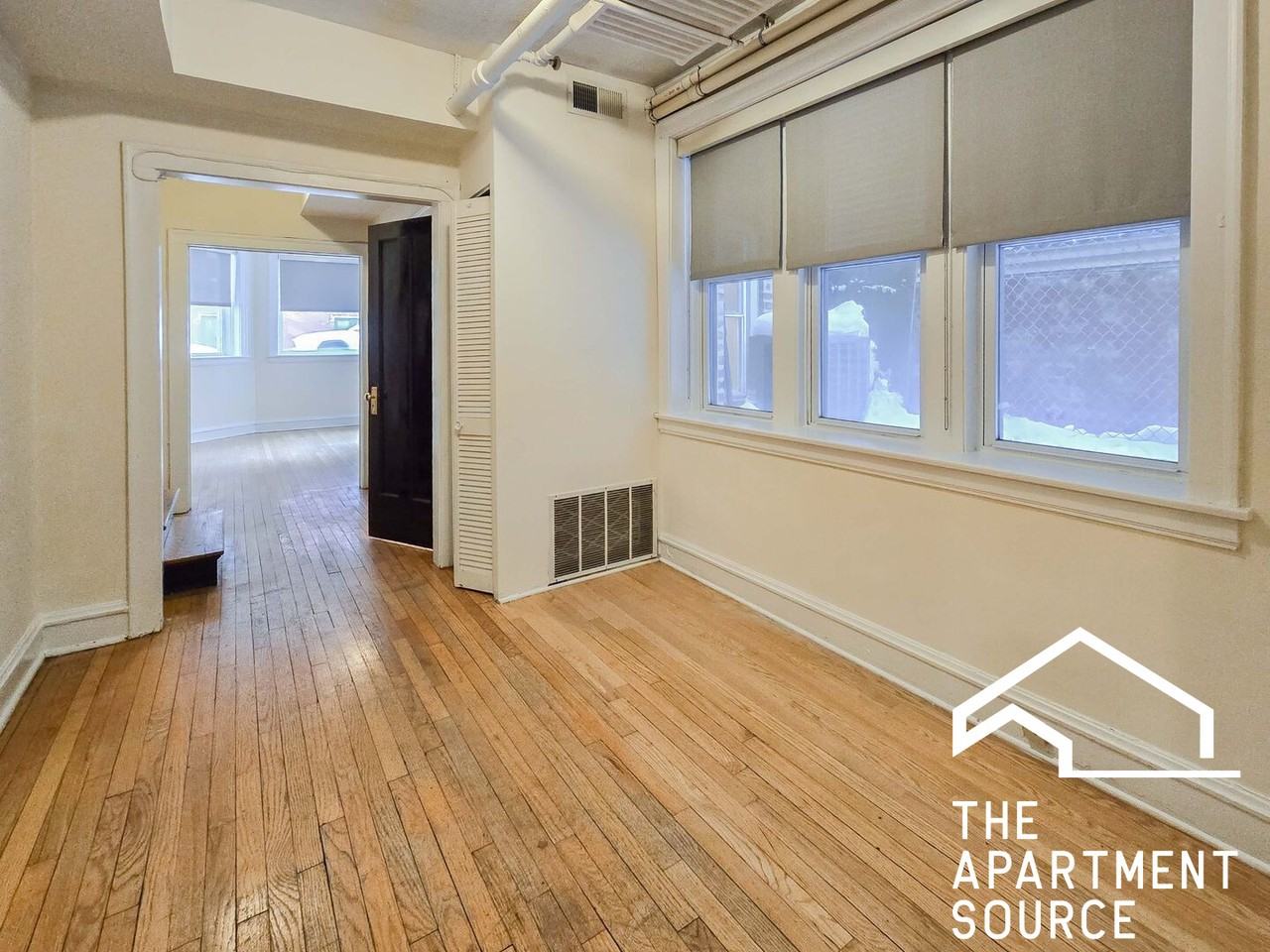 2206 W Foster Ave #GDN - Photo 6 of 10