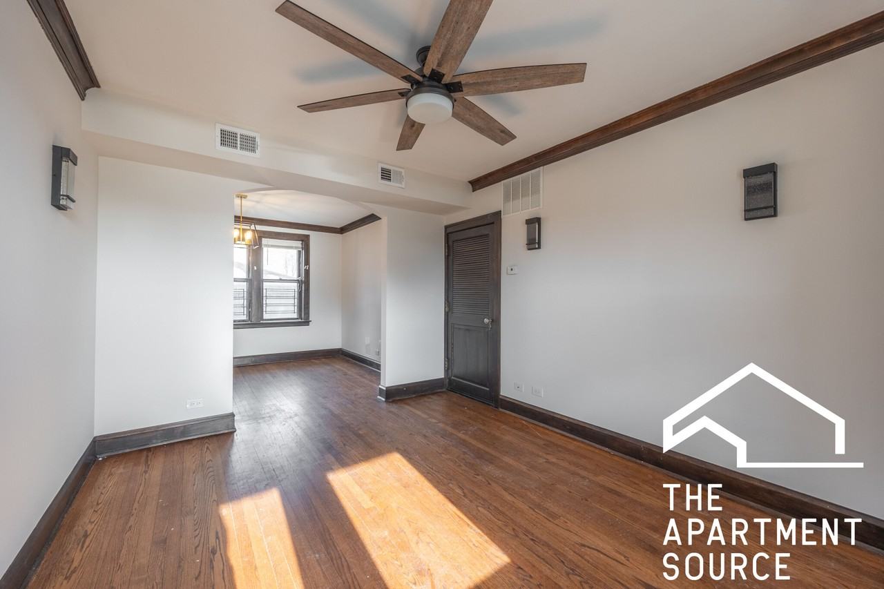 2626 West Devon Avenue #201 - Photo 7 of 15