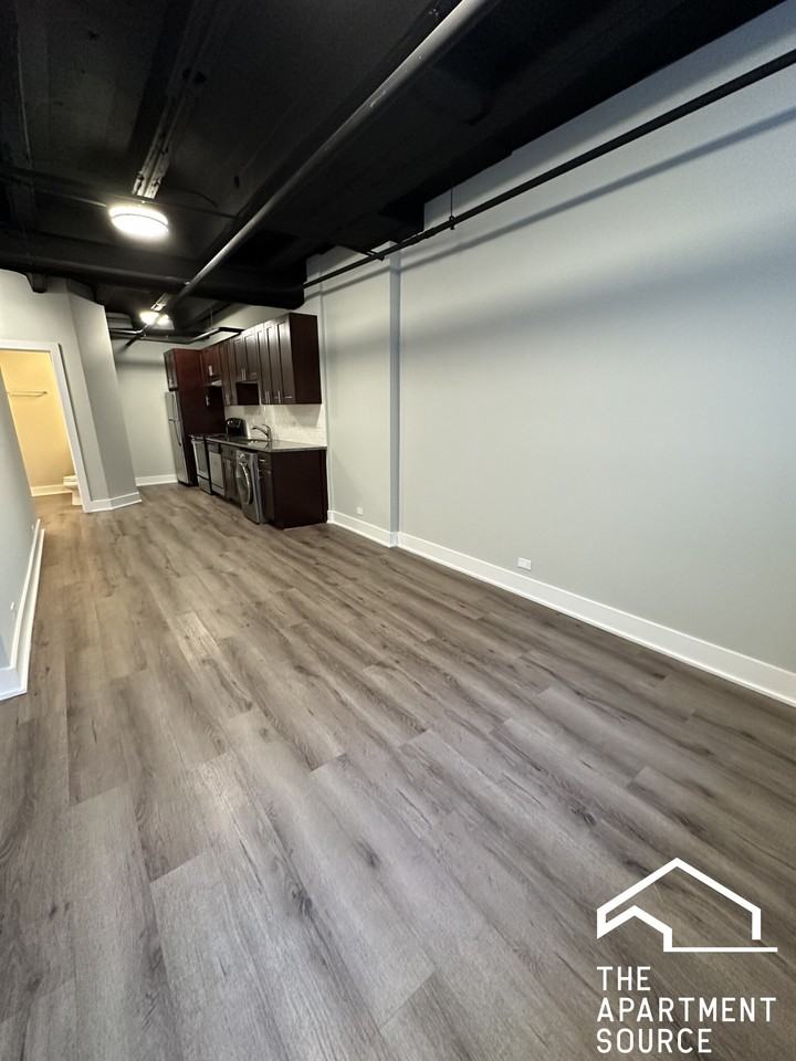 725 Saint Johns Ave #18 - Photo 3 of 12