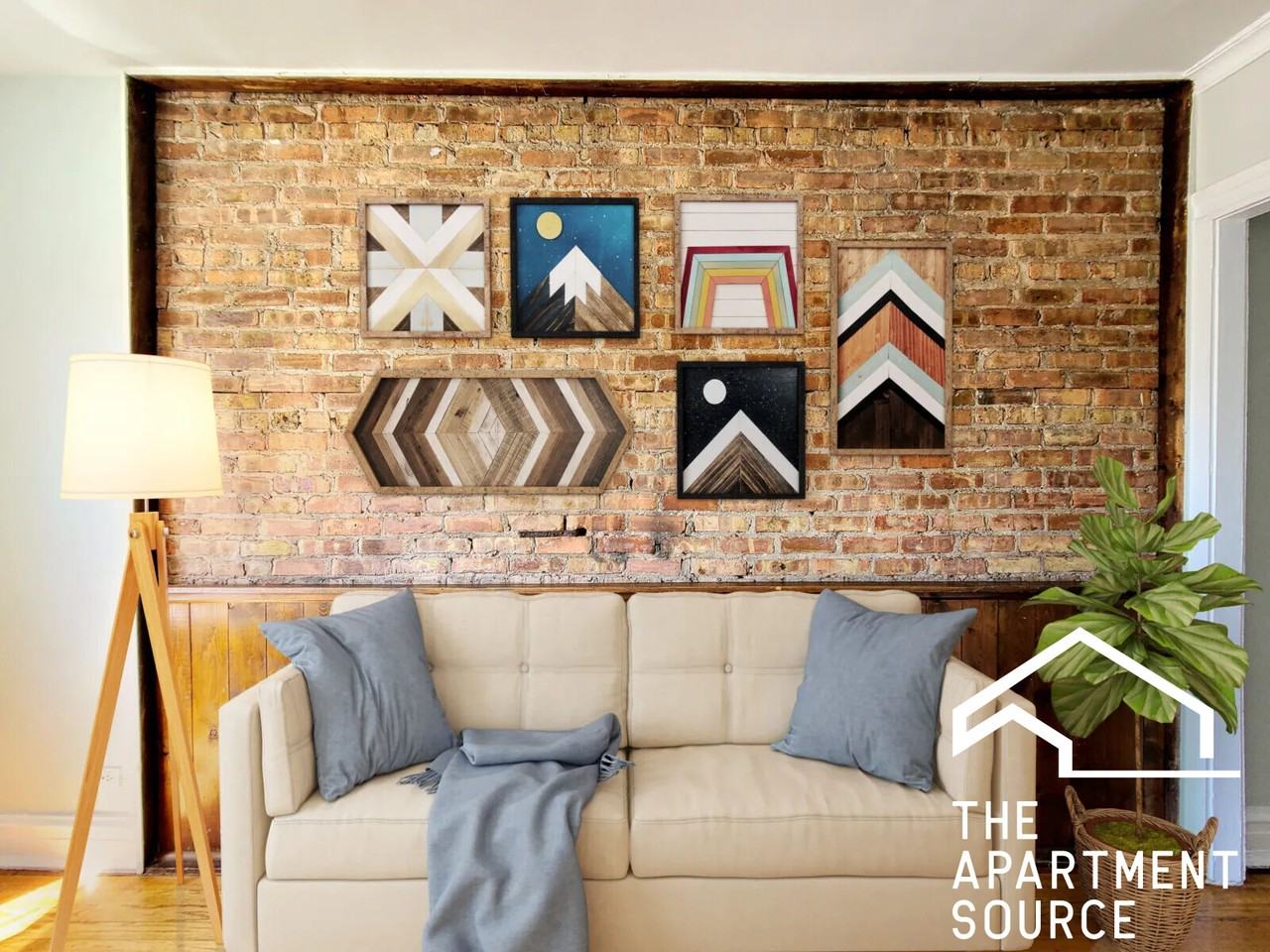 3449 N Sheffield Ave #GDN - Photo 4 of 10