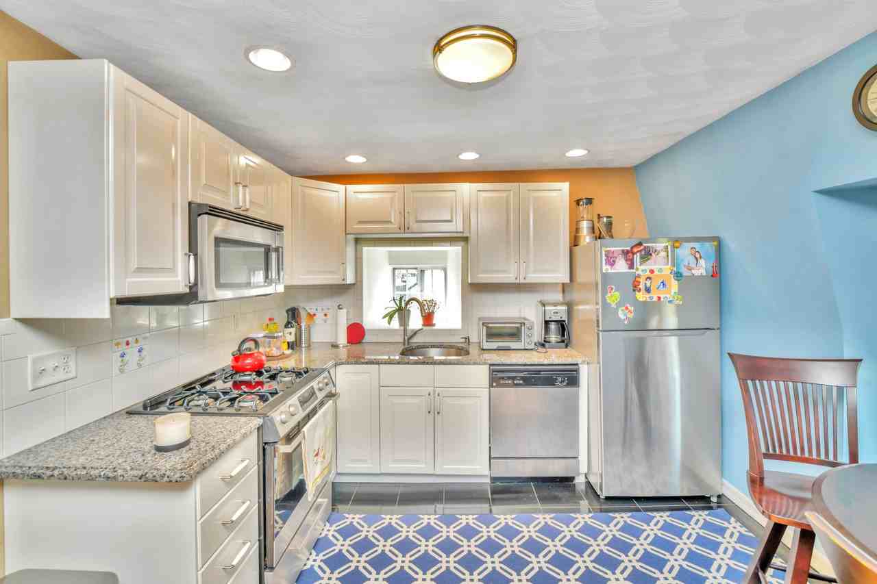 Pearl St #3 - Photo 2 of 7