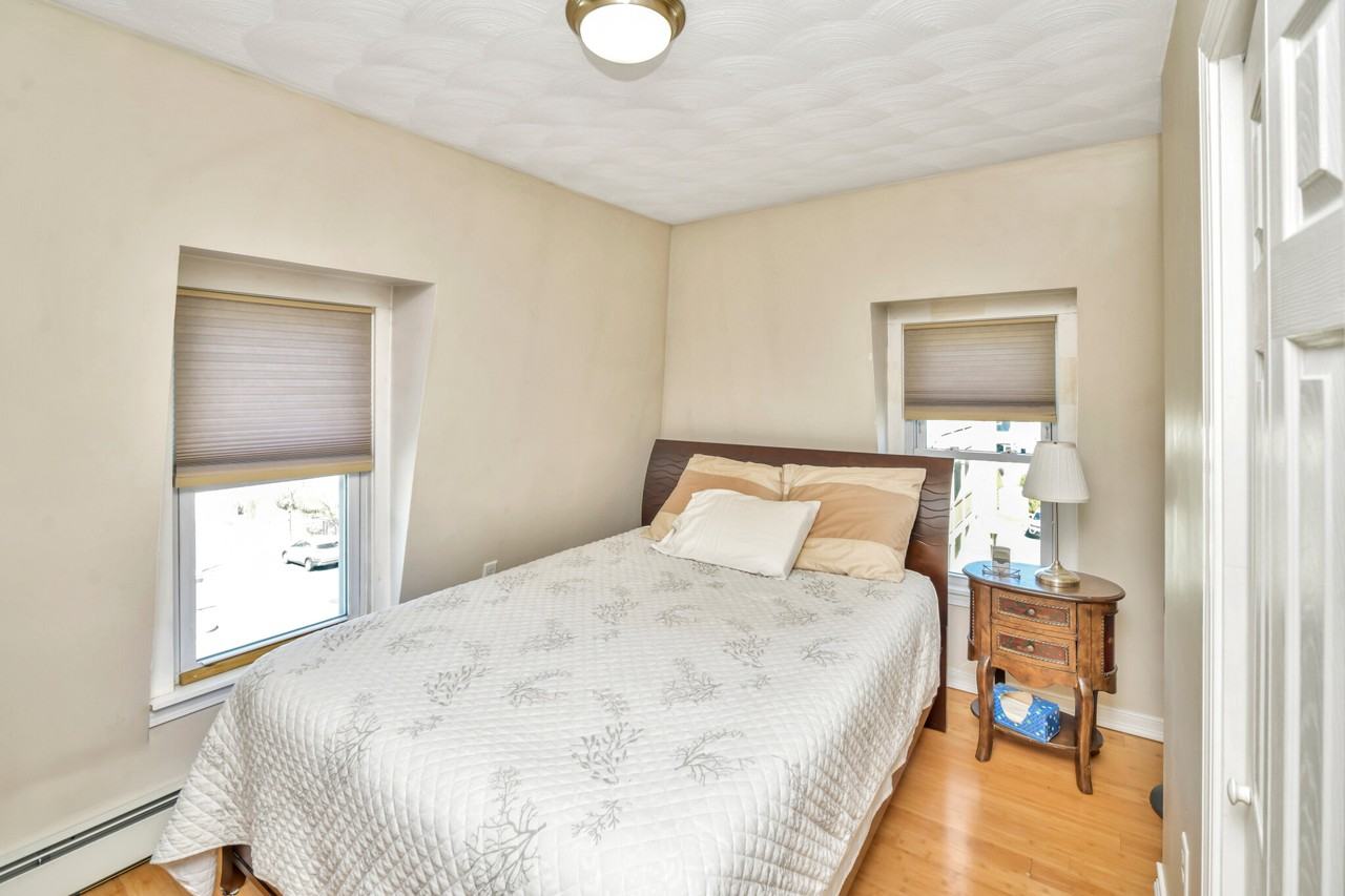 Pearl St #3 - Photo 4 of 7