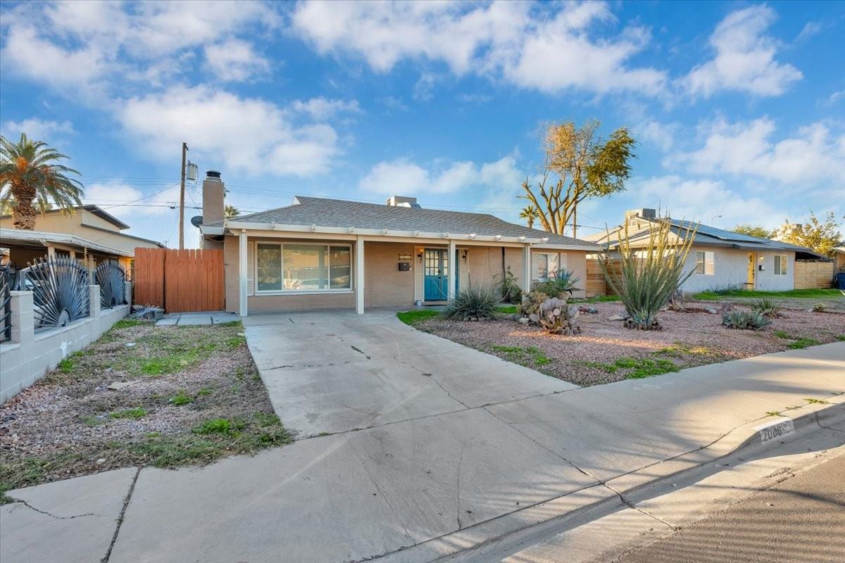 2008 Franklin Ave #1 - Photo 2 of 24