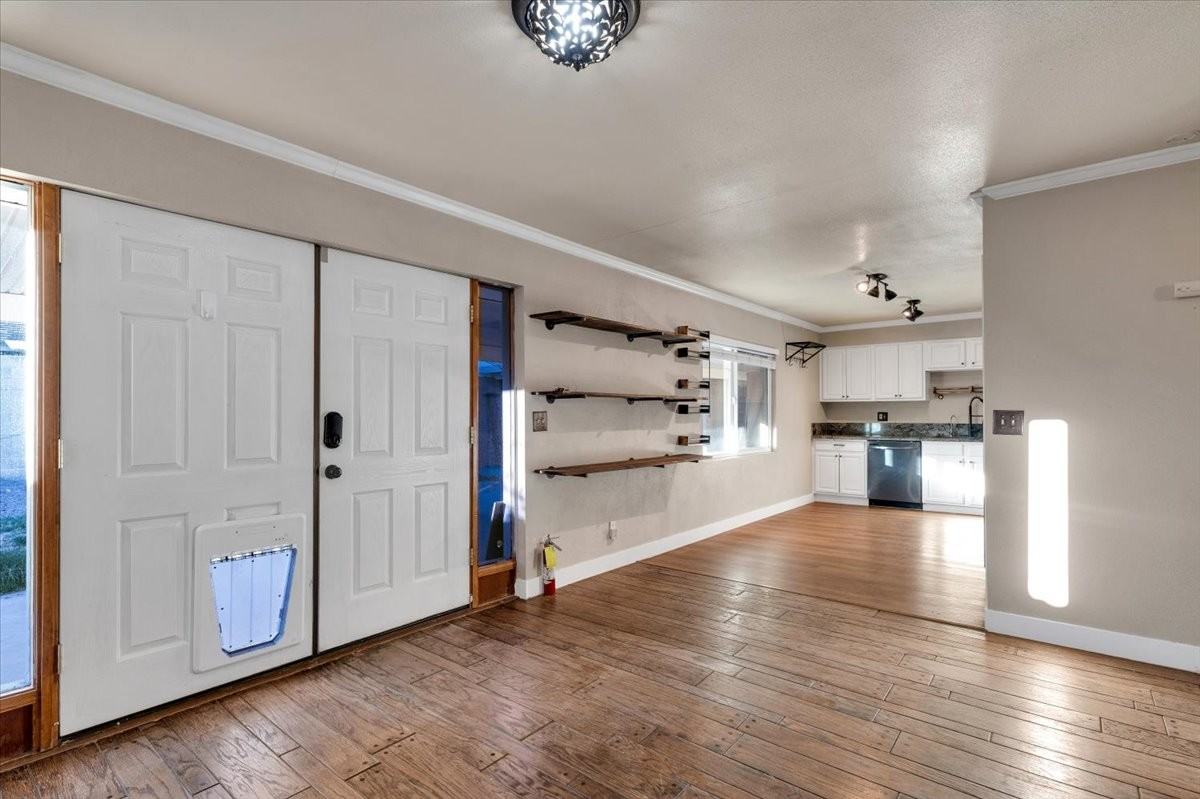 2008 Franklin Ave #1 - Photo 5 of 24