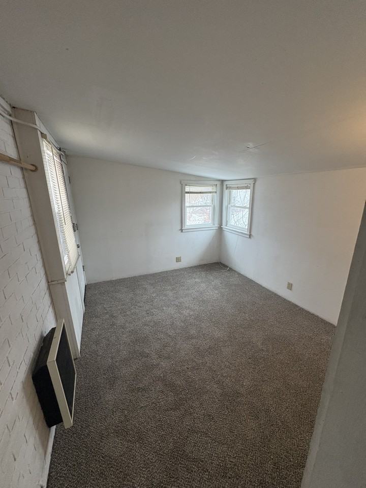 42 Wright Avenue #A - Photo 6 of 9