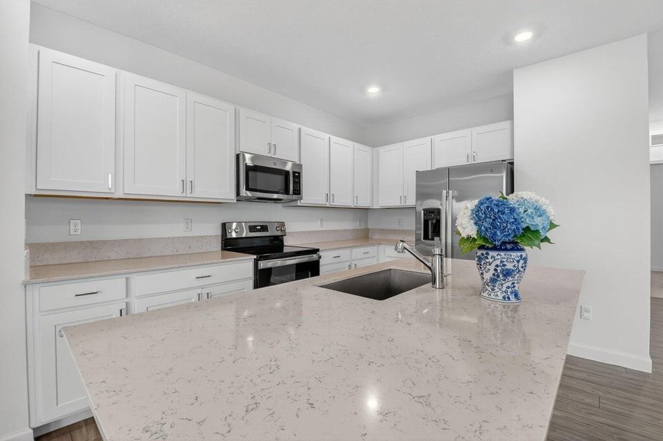 4645 Meyerson Place - Photo 7 of 9