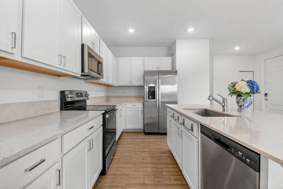 4645 Meyerson Place - Photo 6 of 9