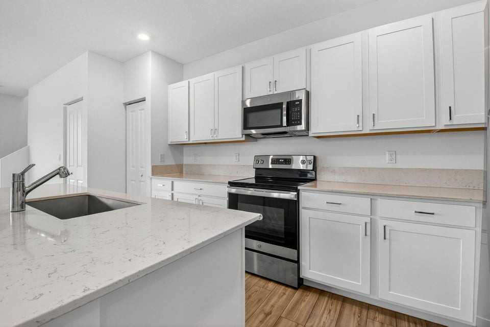 4645 Meyerson Place - Photo 4 of 9