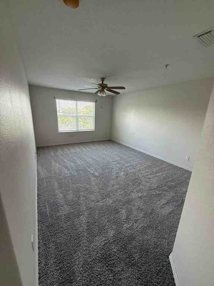 1784 Barton Towne Circle - Photo 4 of 10