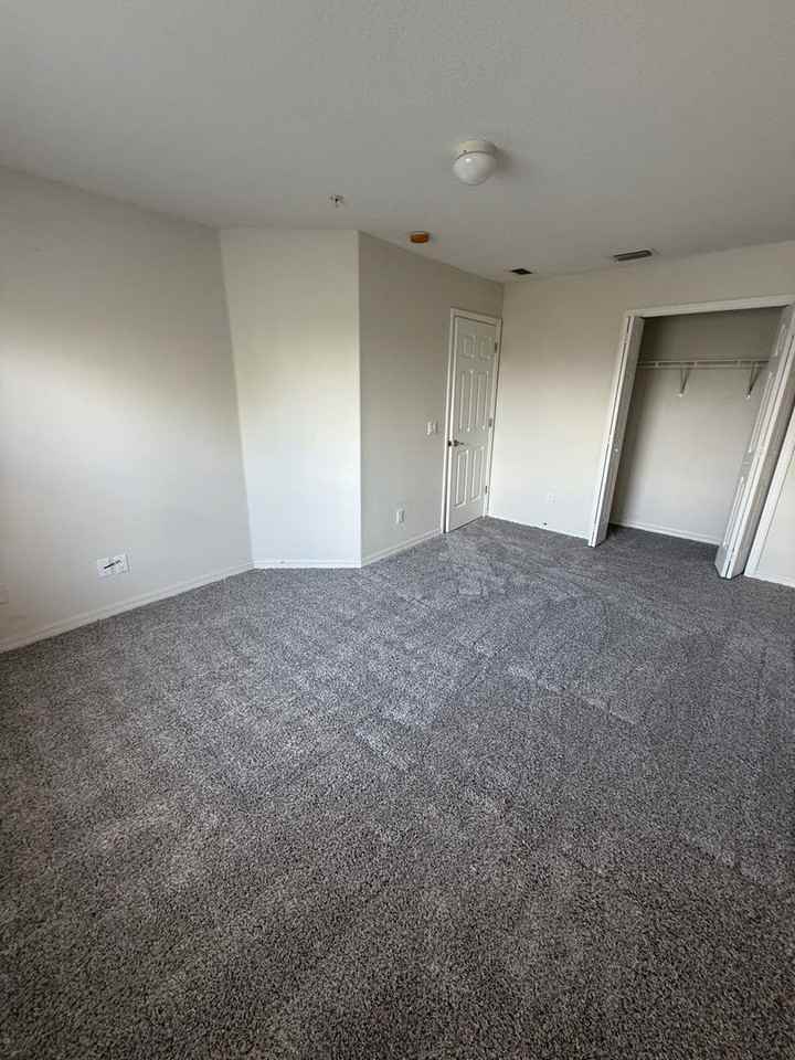 1784 Barton Towne Circle - Photo 7 of 10