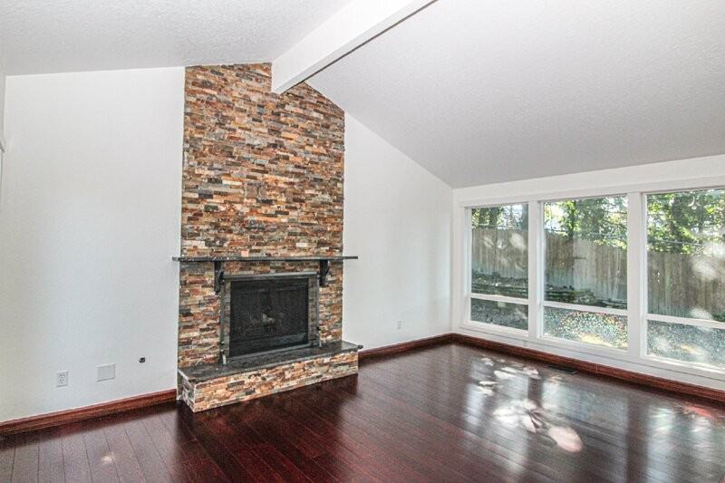 17630 17th Drive Southeast - Photo 5 of 39