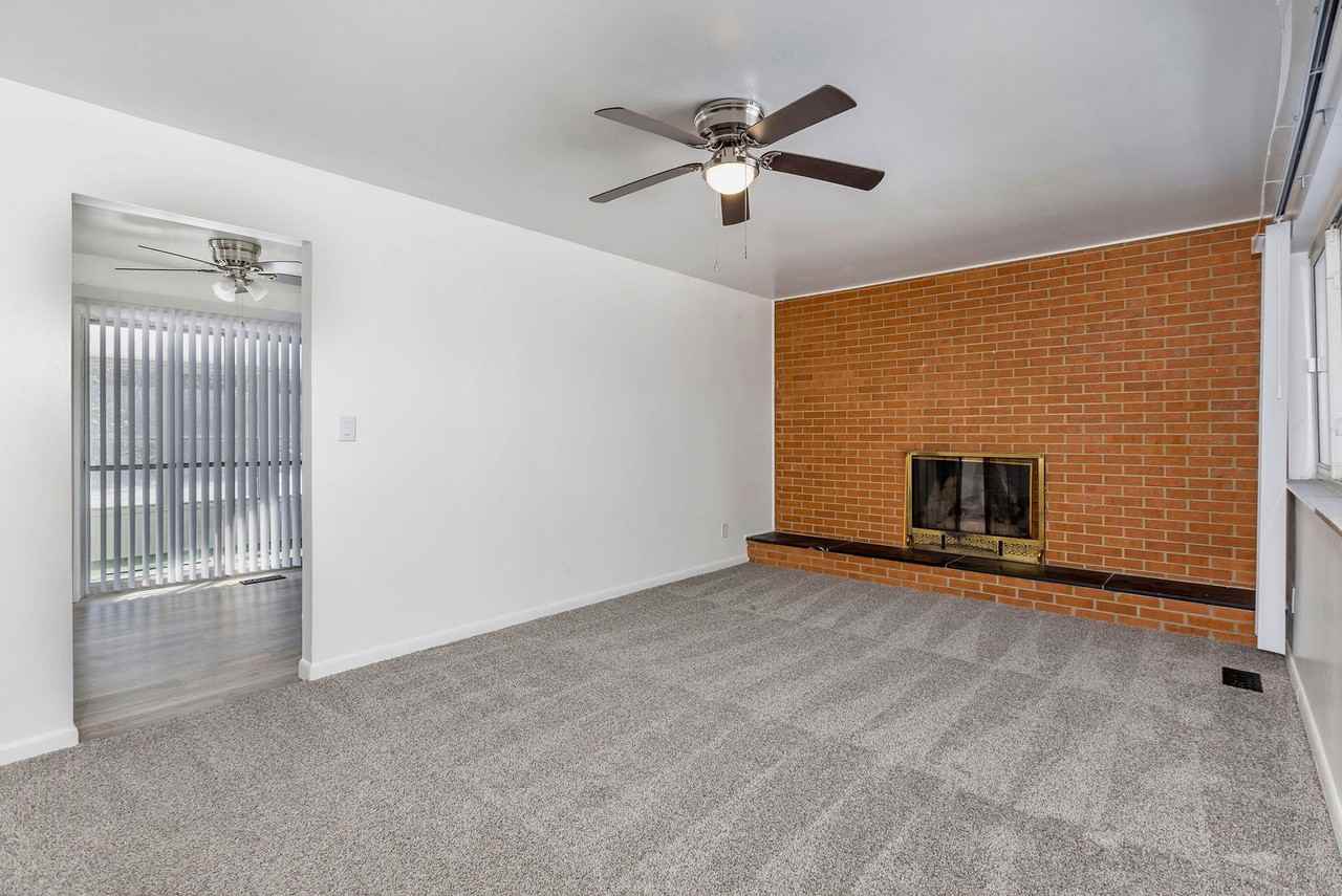 513 Wilson Drive - Photo 5 of 39