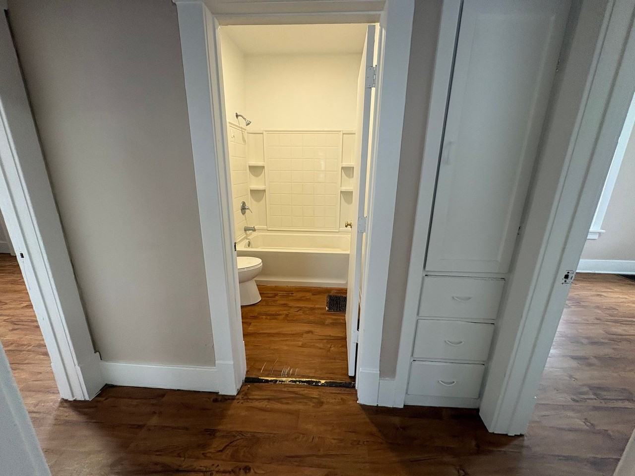 900 West Gift Avenue - Photo 7 of 10