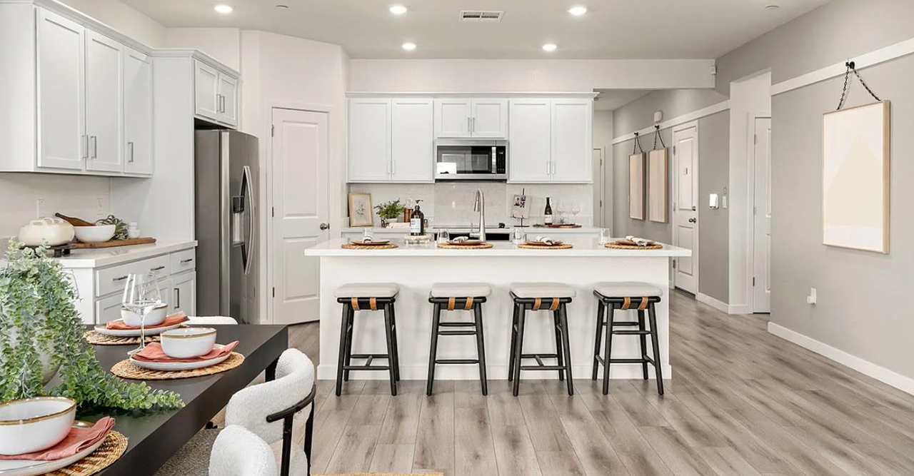 7024 Vail Ranch Road - Photo 3 of 8