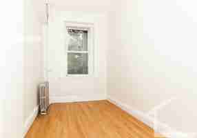 featured image of 133 Englewood Avenue