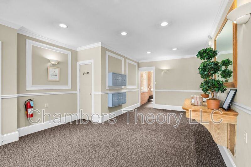 2515 P St Nw #302 - Photo 4 of 27