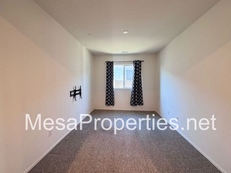 11784 Ginger St - Photo 6 of 23