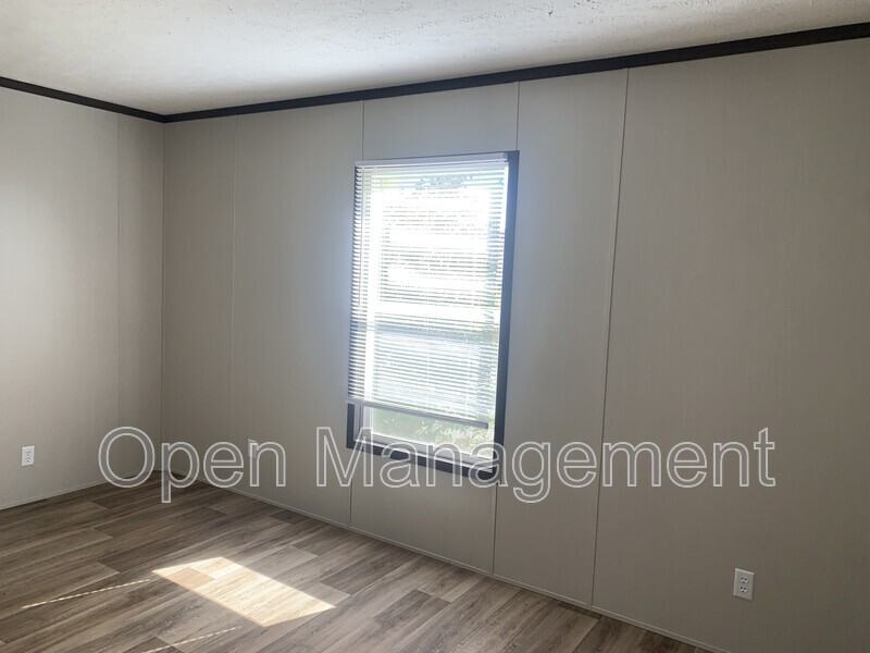 3202 Diamond Drive - Photo 6 of 10