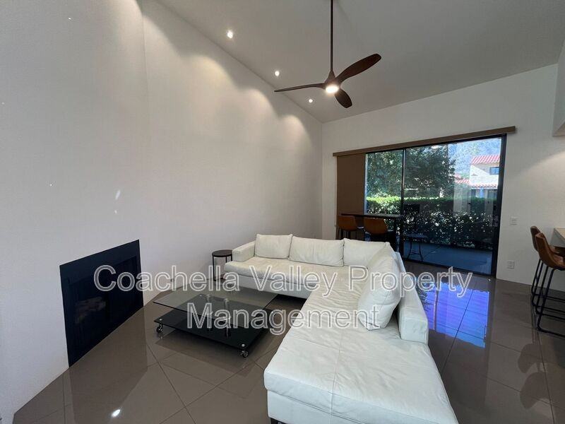 287 South Civic Drive - Photo 2 of 33