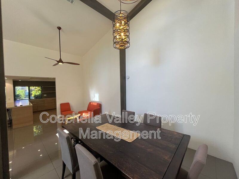 287 South Civic Drive - Photo 6 of 33