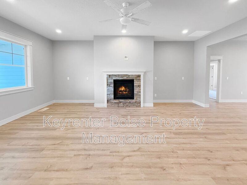 74 South Ravine Way - Photo 4 of 19