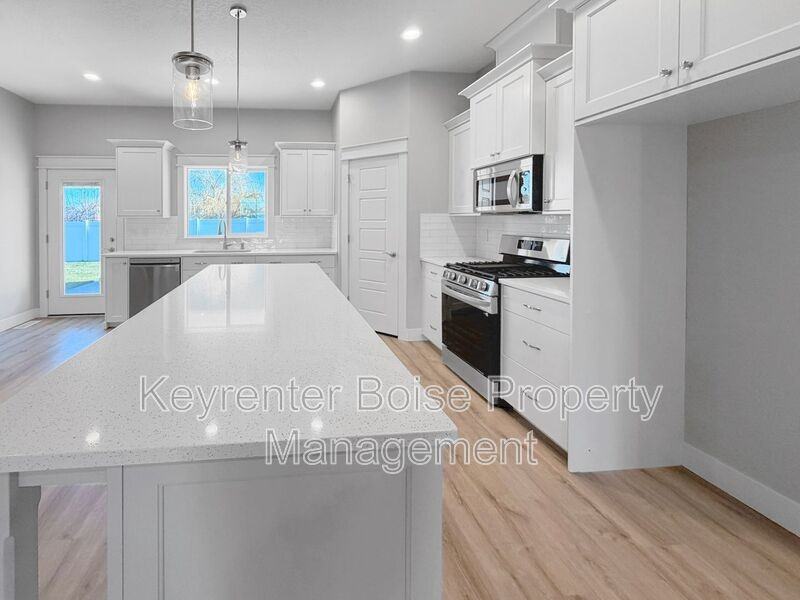 74 South Ravine Way - Photo 6 of 19