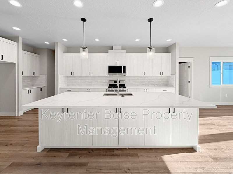 4401 East Wedge Street - Photo 4 of 21