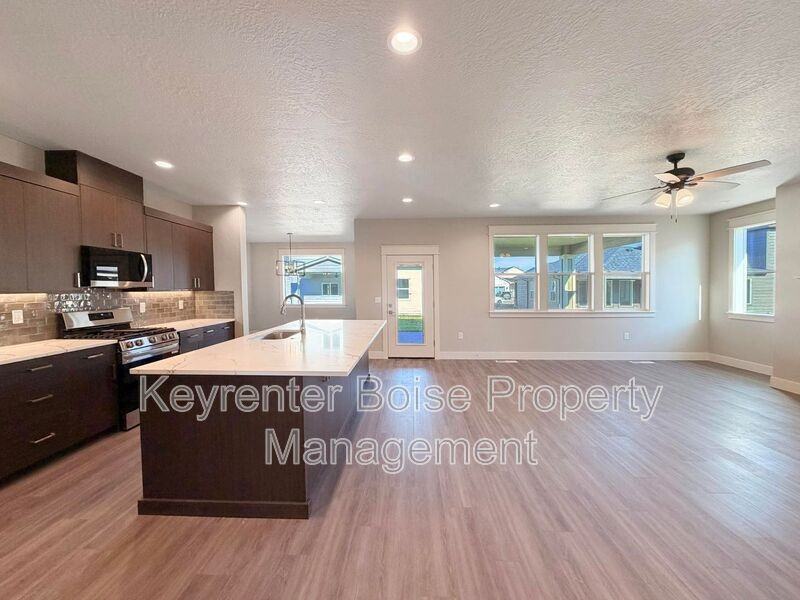 4400 East Wedge Street - Photo 4 of 22