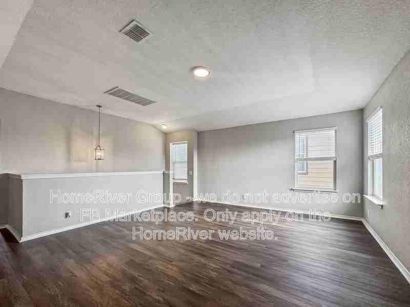 10426 Stampede Stead - Photo 7 of 29