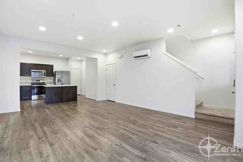 11745 Northeast 22nd Way - Photo 5 of 30