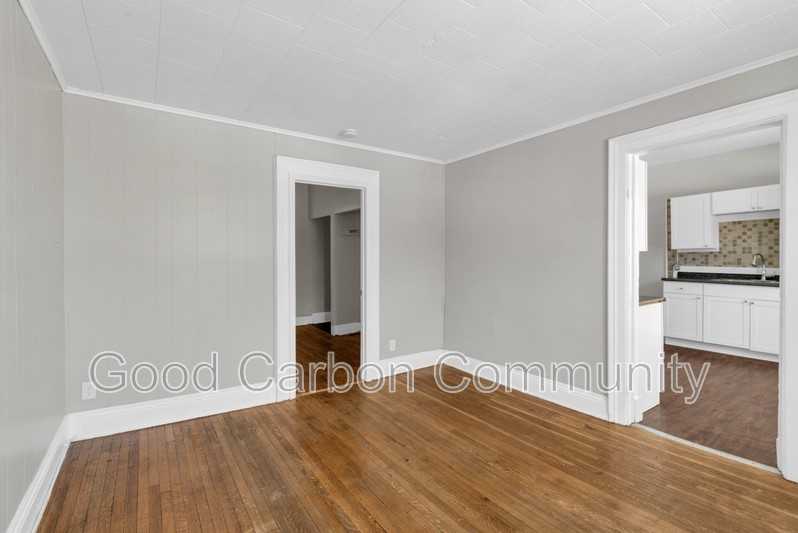 357 Vermont St #3 - Photo 4 of 13