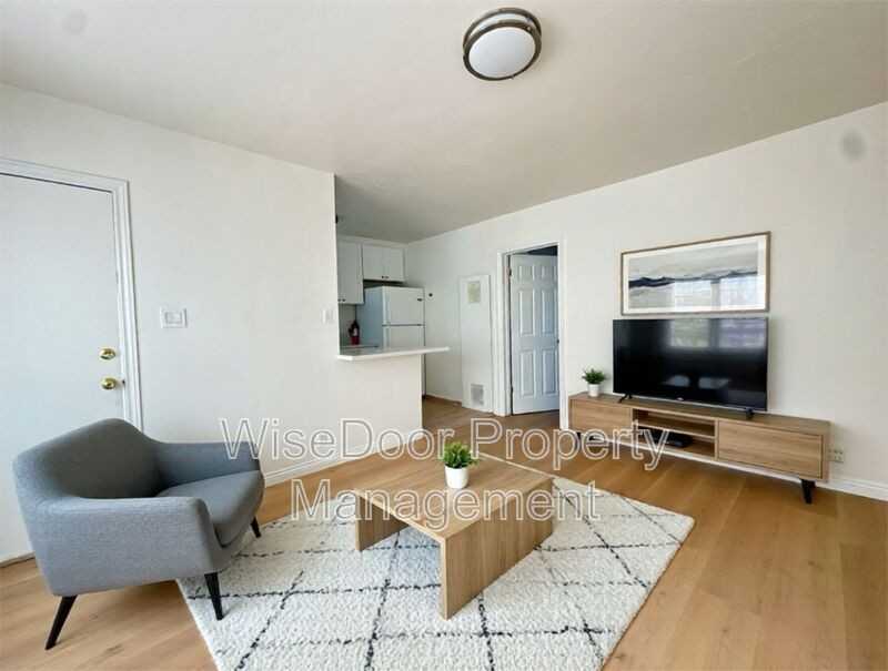 5934 Temple City Boulevard - Photo 2 of 20