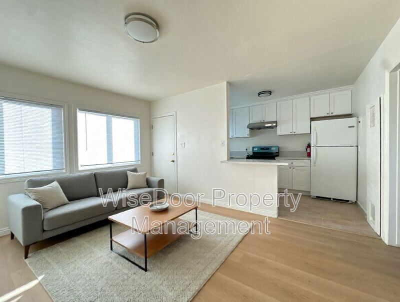 5934 Temple City Boulevard - Photo 3 of 20