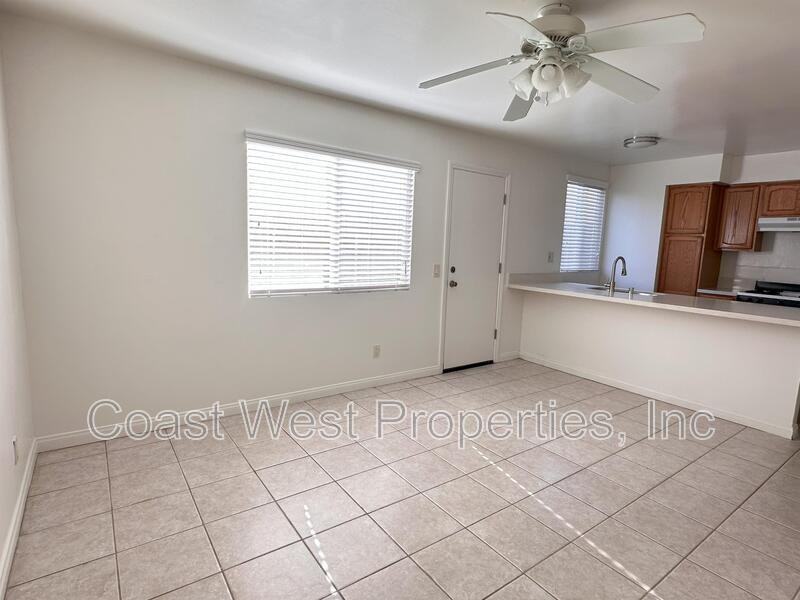 965 Laguna Drive - Photo 5 of 19