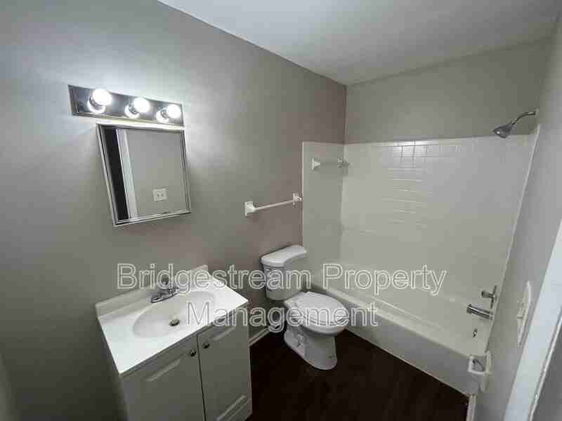 7919 North Main Street #5 - Photo 6 of 6