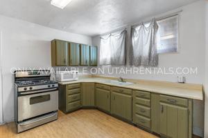 featured image of 40 East State Street #ABS