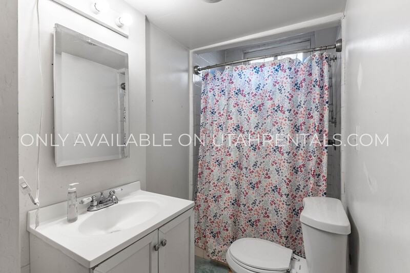 40 E State St #ABS - Photo 7 of 15