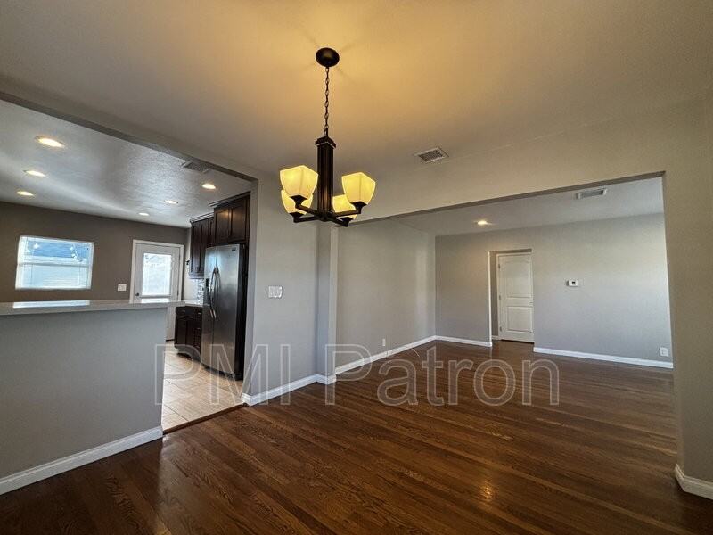 2830 Harvey Way - Photo 6 of 21