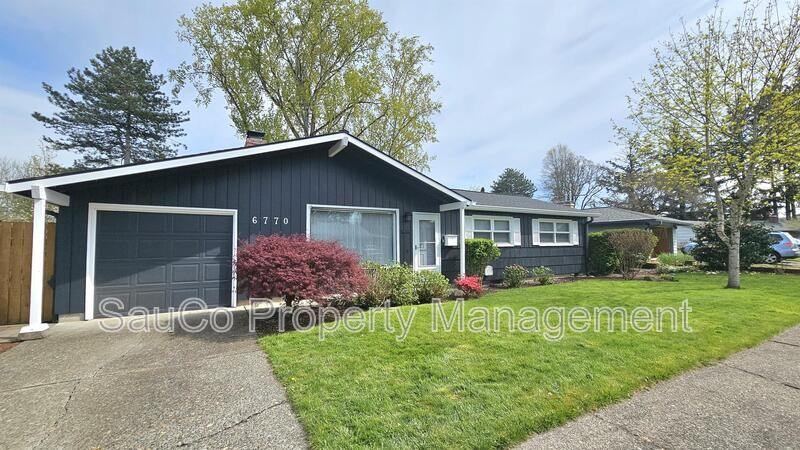 6770 Southwest Princess Avenue - Photo 2 of 23