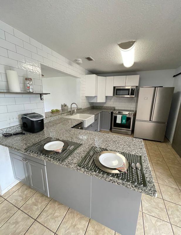 924 Sykes Court ##104 - Photo 3 of 11