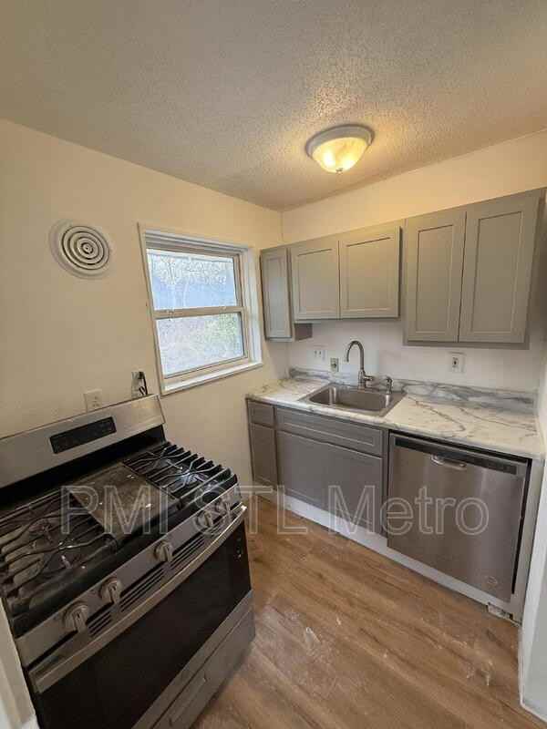 5633 Parchester Drive - Photo 3 of 9