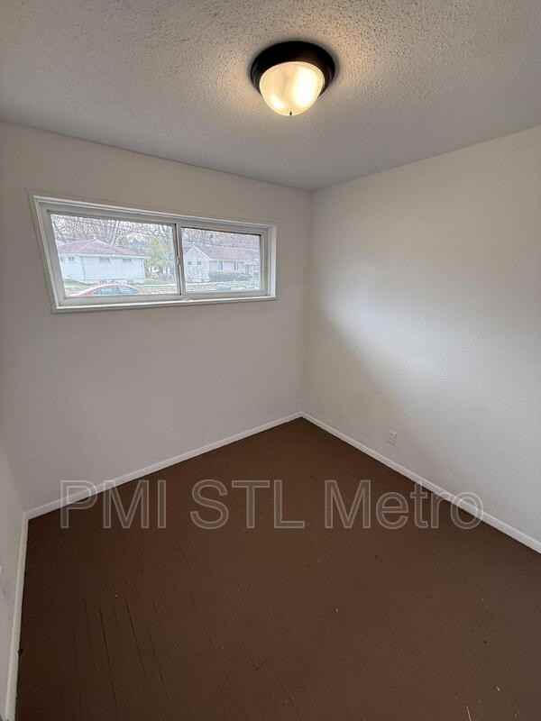 5633 Parchester Drive - Photo 6 of 9