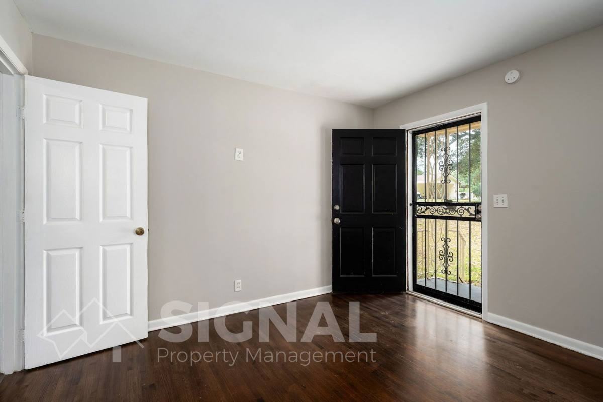 2245 3rd Street Northeast - Photo 5 of 8