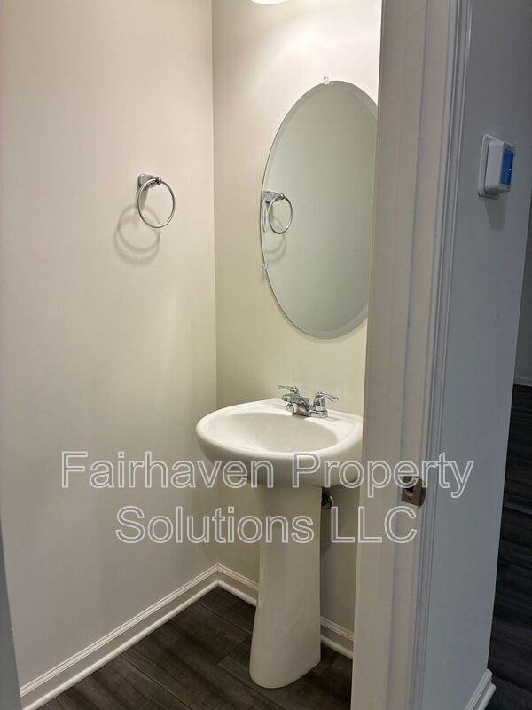 1050 Paddington Dr #1050 - Photo 5 of 30