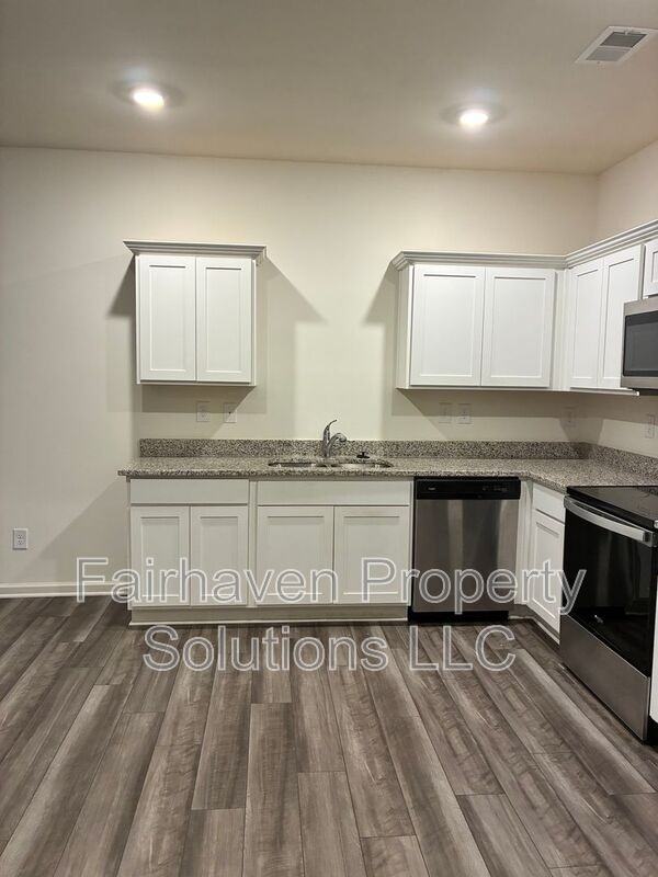 1050 Paddington Dr #1050 - Photo 6 of 30