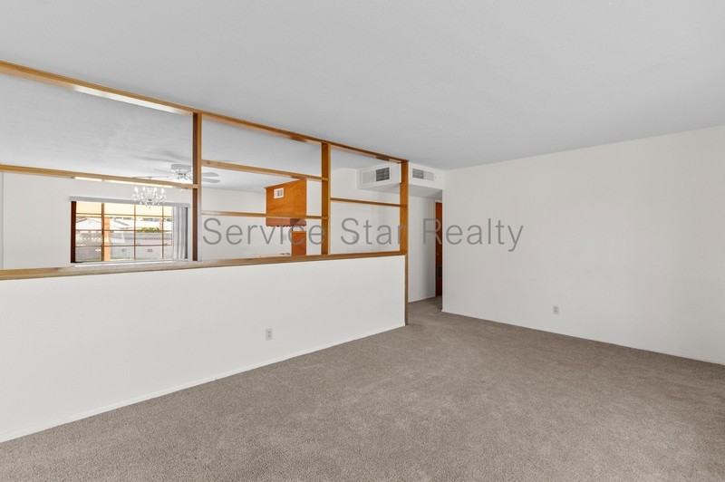 8701 E Palm Ln - Photo 5 of 25