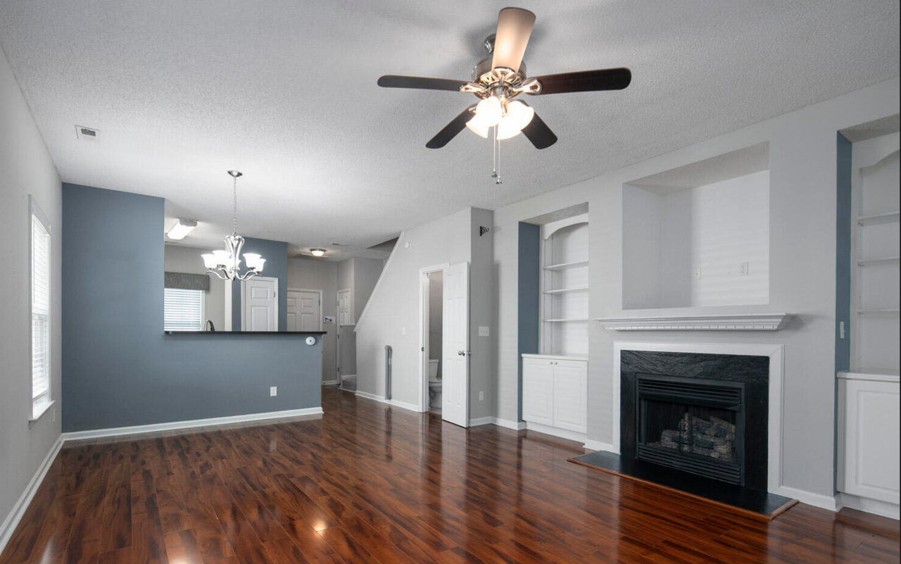 233 Woodson Drive - Photo 5 of 25