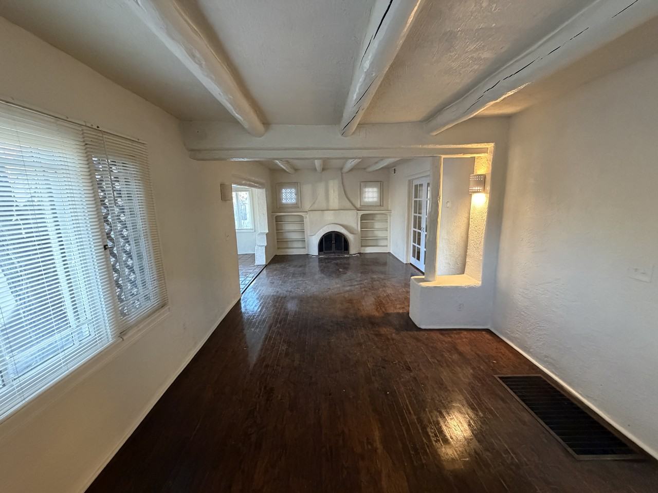 2112 Silver Avenue Southeast - Photo 6 of 28